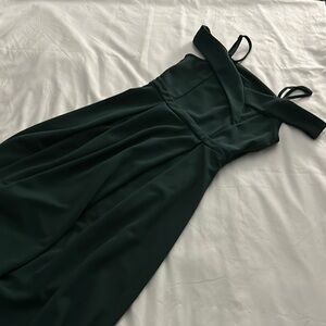 Elegant Green Off-Shoulder Dress